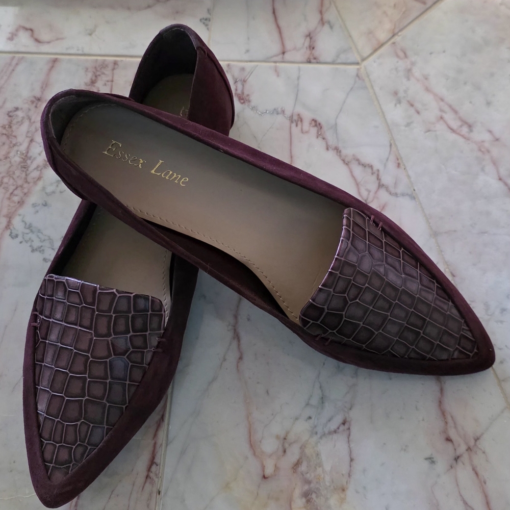Essex Lane Women's Burgundy Loafers
